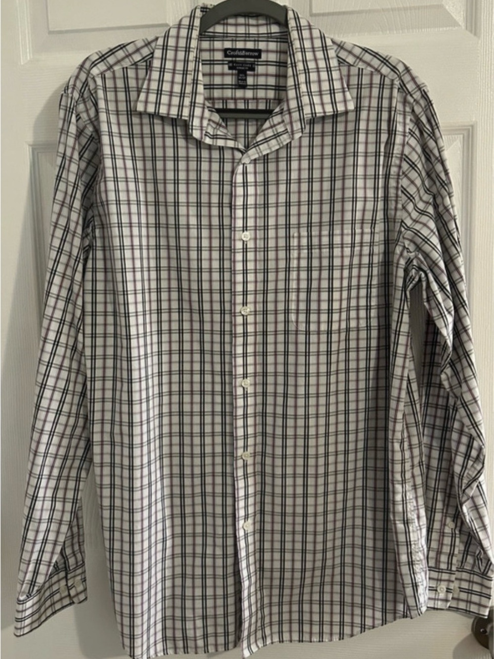 croft & barrow White Button-Up Shirt with Black and Gray Plaid